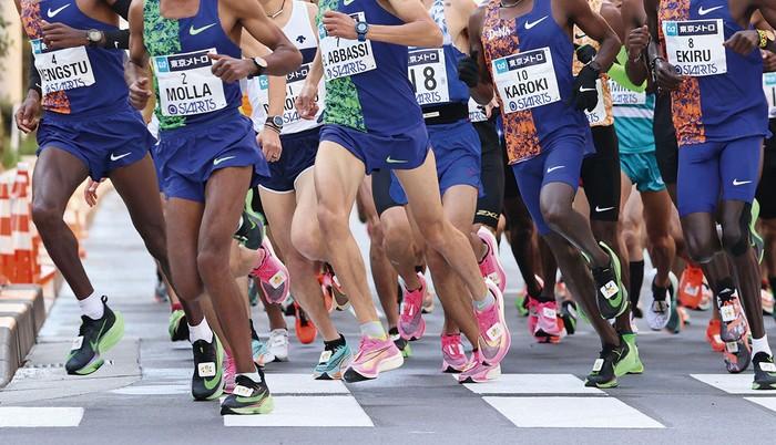 Runners in Nike's Vaporfly & Alphafly